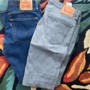 Lot of two Levi jeans
